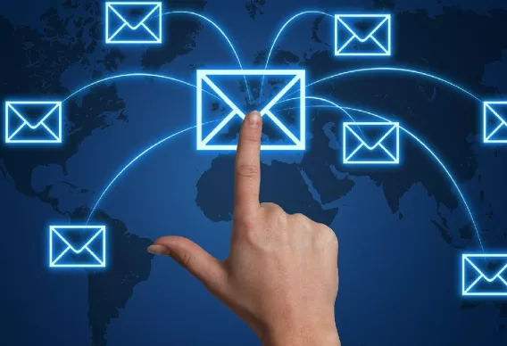 IMAP (Internet Message Access Protocol)