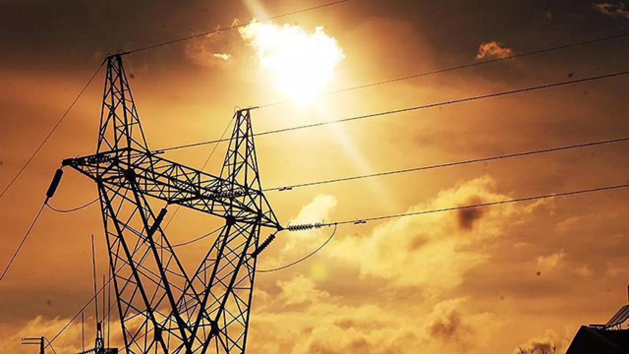 İzmir'de 1 Eylül 2024 Elektrik Kesintisi: Hangi İlçeler Etkilenecek?