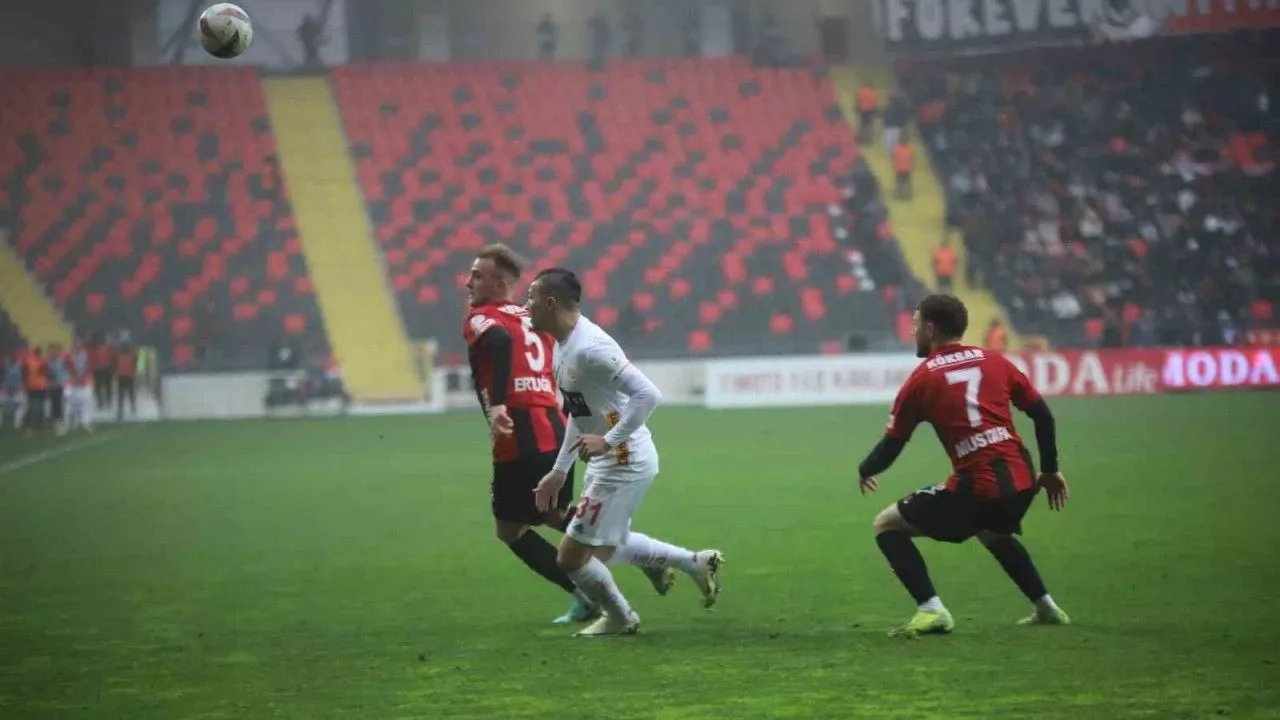Gaziantep FK, Antalyaspor'u 2-0 Mağlup Etti! İşte Maçın Özeti ve Golleri