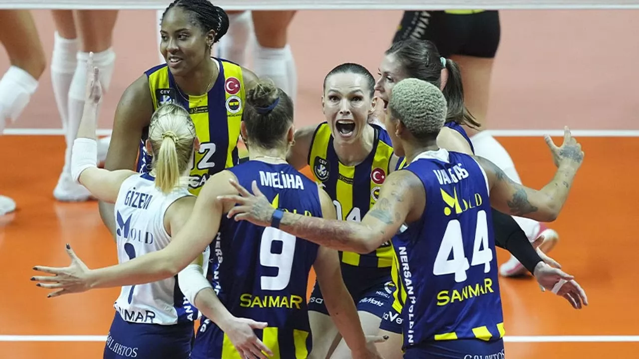 Fenerbahçe, Sultanlar Ligi Derbisinde Galatasaray'ı Set Vermeden Geçti
