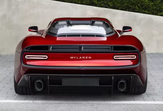 McLaren Logosunu Yeniledi: 63 Yıllık Miras Nasıl Modernize Edildi?