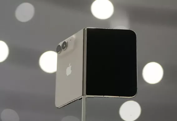 iPhone 18 İlk Kez Görüntülendi: Yeni Kamera Tasarımı ve Çıkış Tarihi Ortaya Çıktı